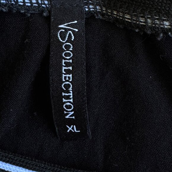 Lion Face Tee Women's Black has Beautiful Lion Graphic Beaded Eyes Goth Size XL - Picture 5 of 8